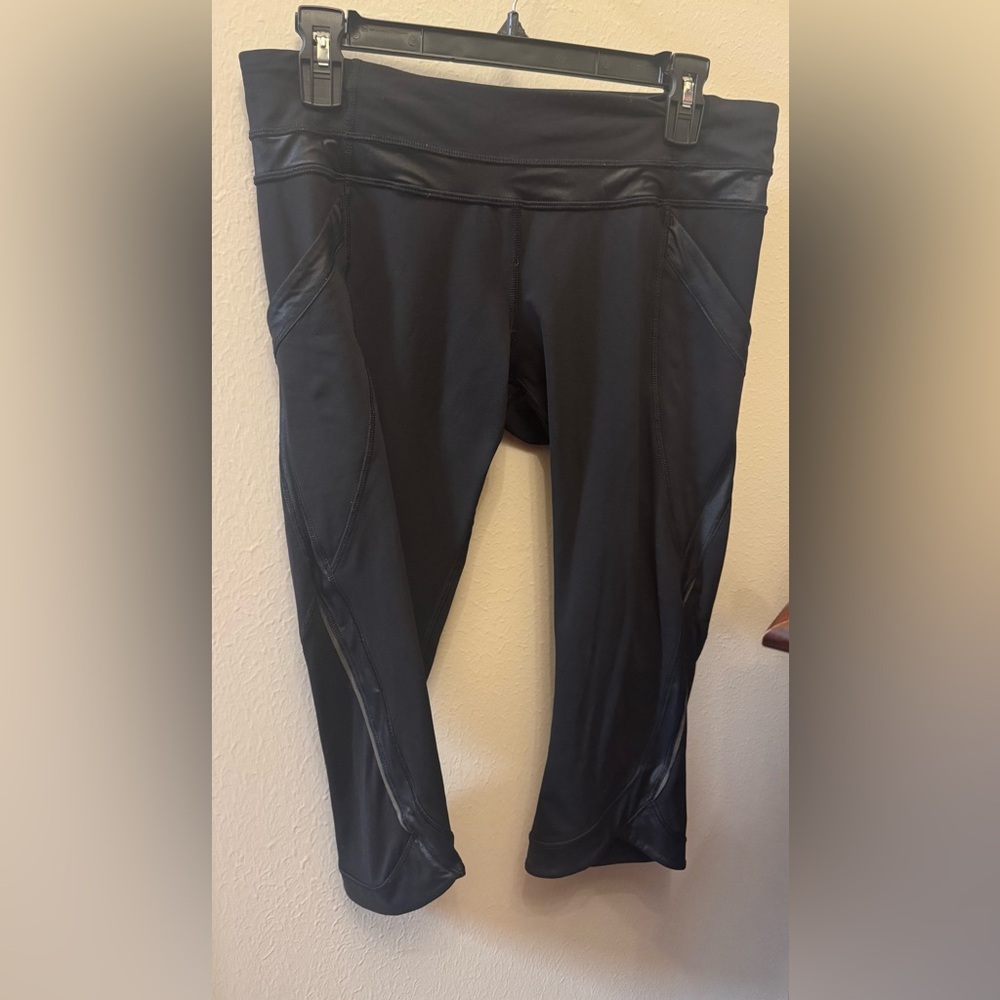 Size 10 Cropped Lululemon Leggings